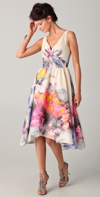 Style Find: A Semi-Formal Summer Dress